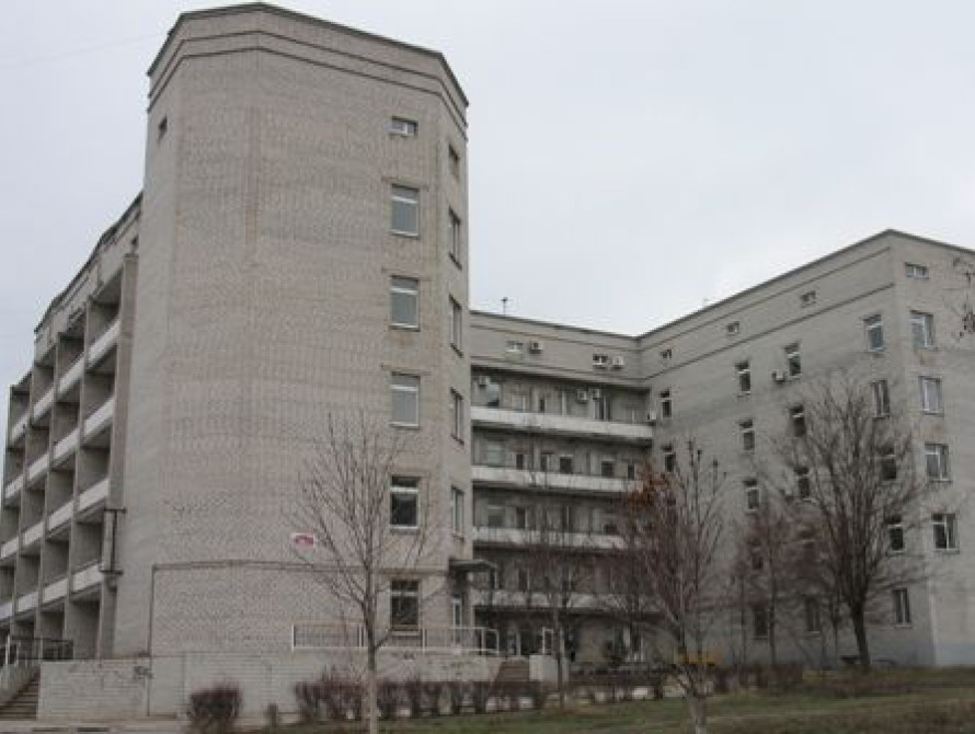 В запорожские больницы с отравлением угодили 200 человек