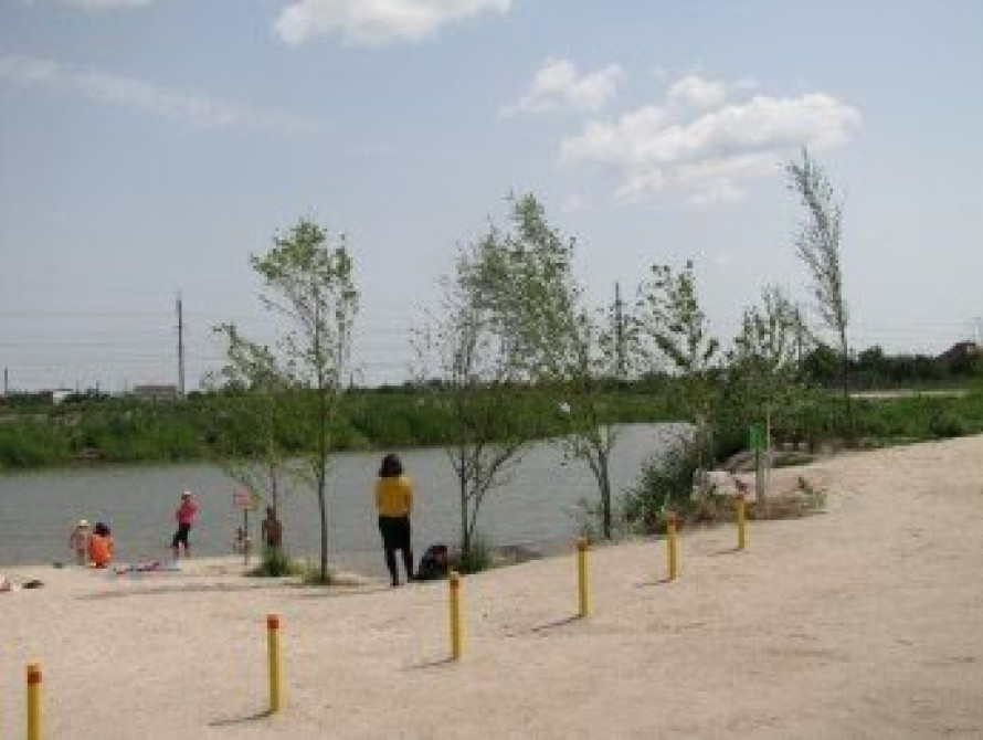 В Мелитополе после купания в Горячке, мужчина  попал в реанимацию