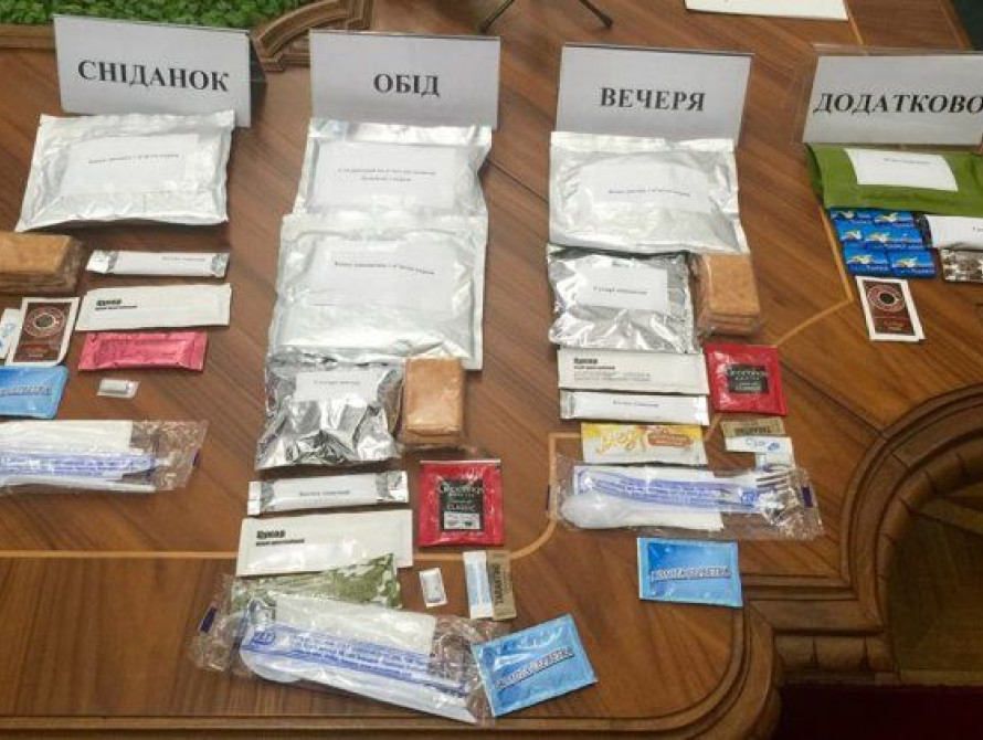 В Запорожье задержали бандитов, которые "отмыли" и перевели террористам "ЛНР" 5 миллионов