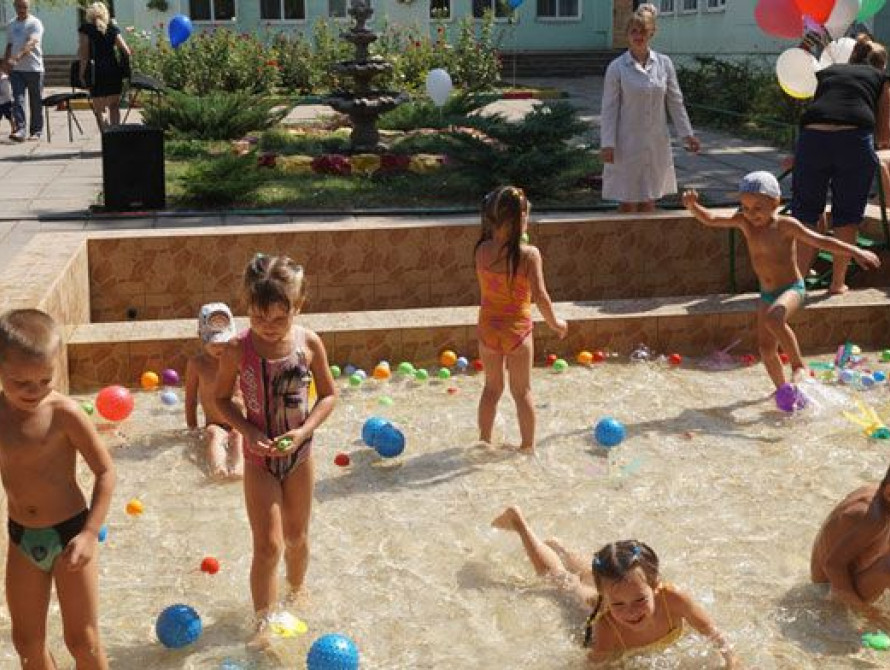 В Запорожье открыли бассейн в детском саду в Заводском районе 