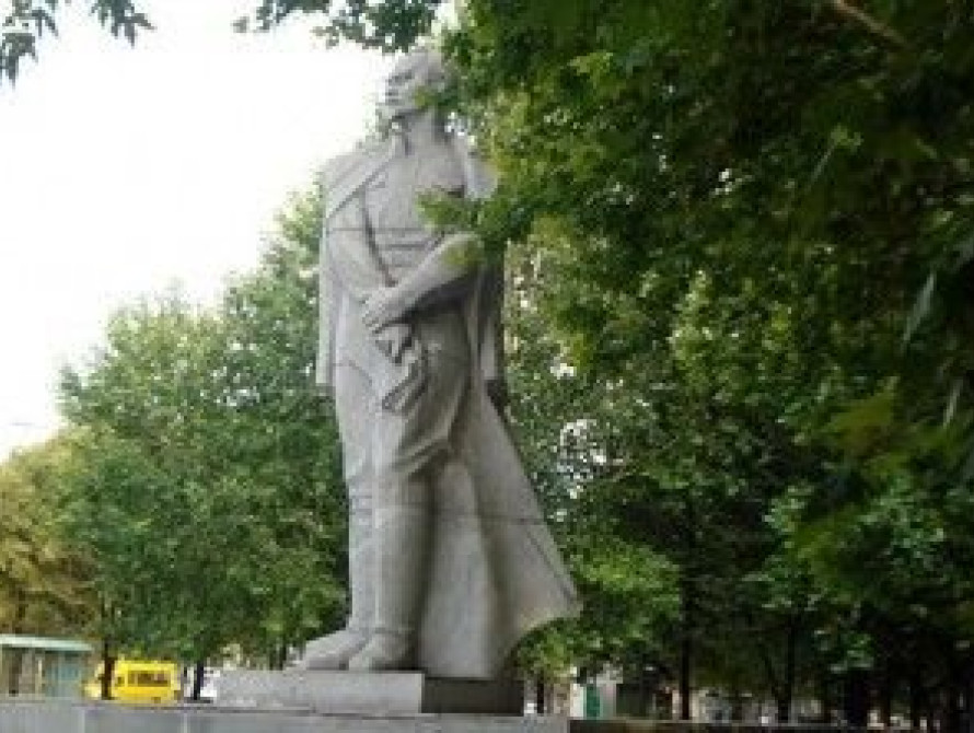 В Запорожье на месте памятника Дзержинскому откроют аллею стел 