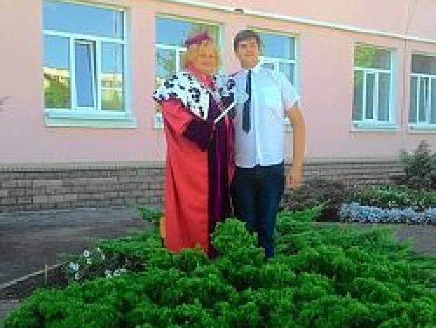 В Запорожской области учится самый высокий студент в Украине