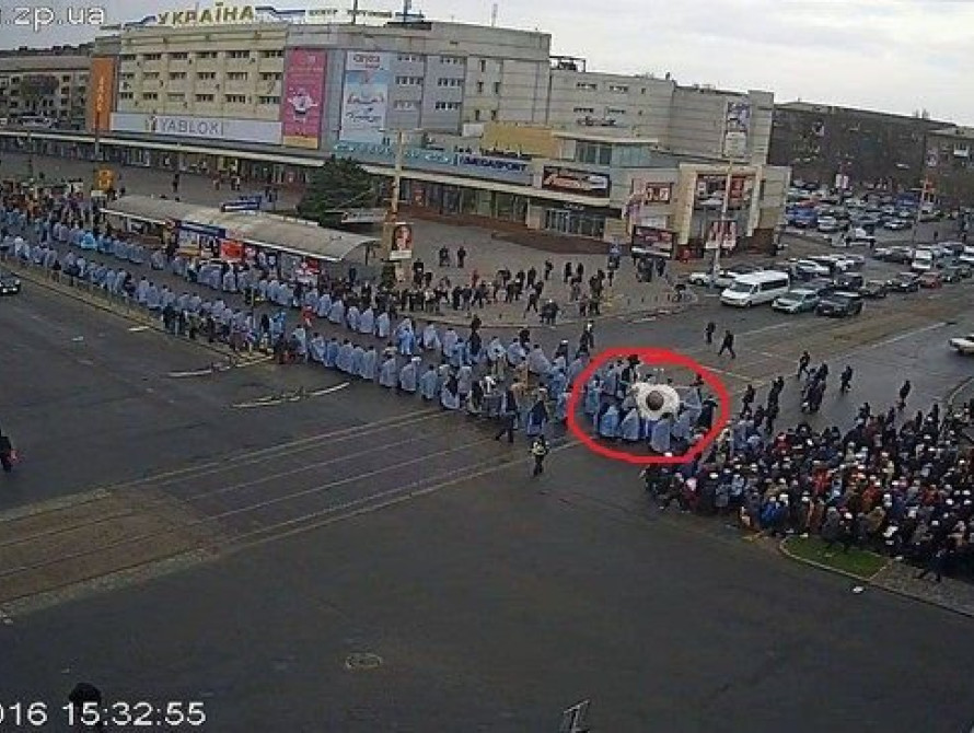 В Запорожье второй год подряд шествие Московского патриархата проходило с Макаронным монстром