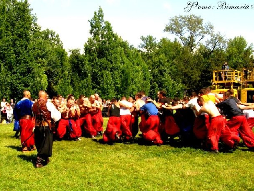 В Запорожье на чемпионате "Спаса" впервые прошли девичьи рукопашные бои