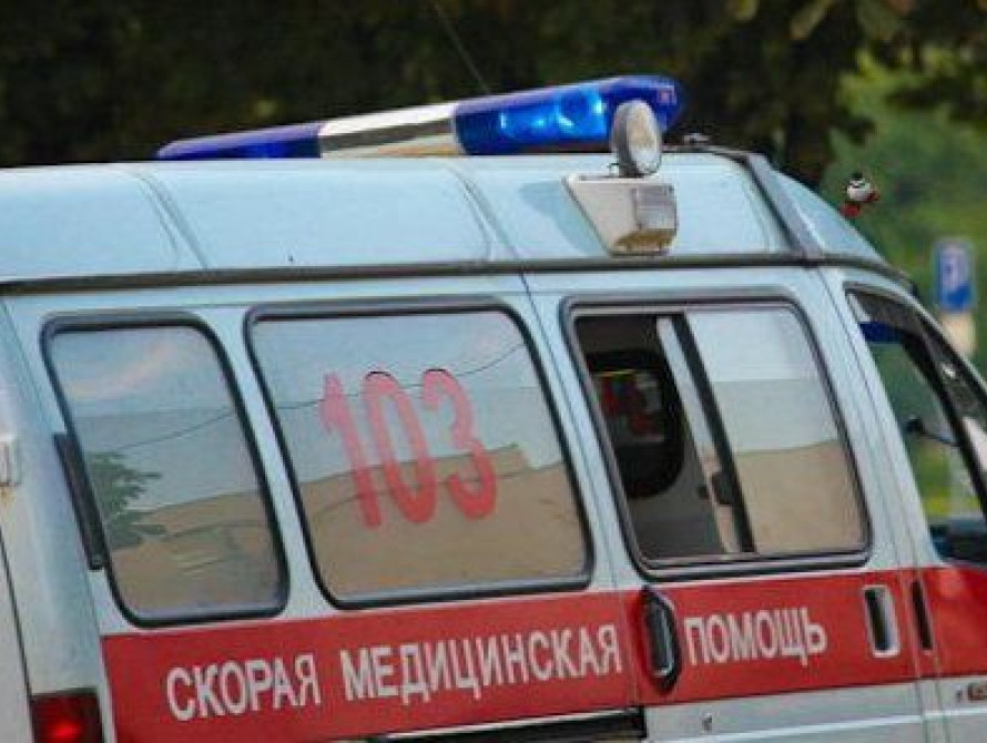 Под Запорожьем столкнулись две машины, пострадали два человка