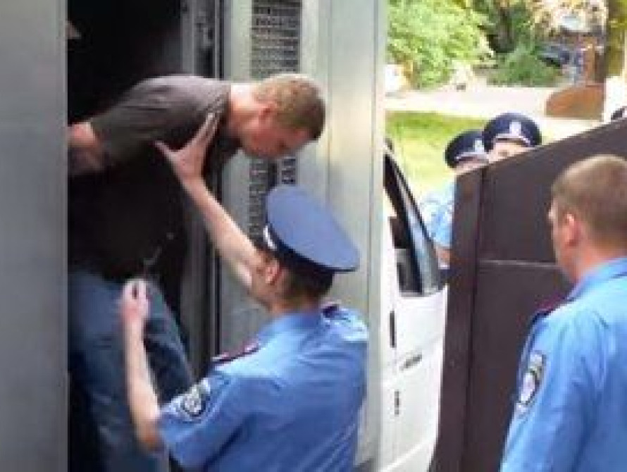 В Запорожье продолжают рассмотрение дела по убийству 8-летней Насти Бобковой