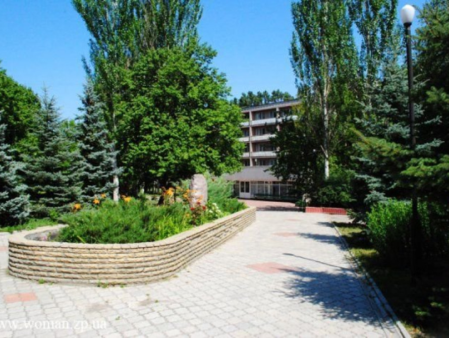 В Запорожье сотрудникам санатория "Великий луг" три месяца не платят зарплату и они угрожают акцией протеста