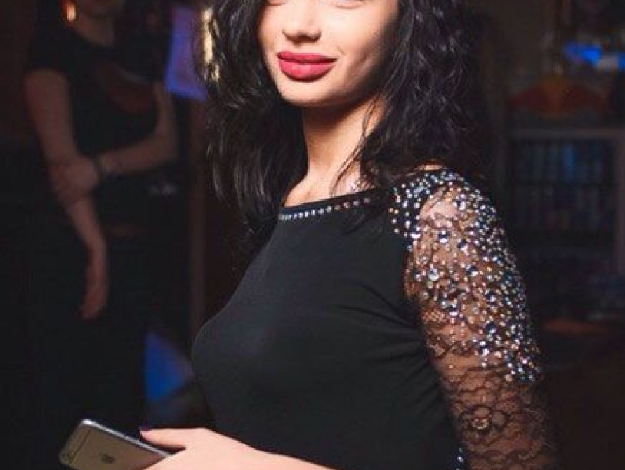 В Запорожье полиция заявила, что они раскрыли убийство 16-летней модели, которую закатали в бетон