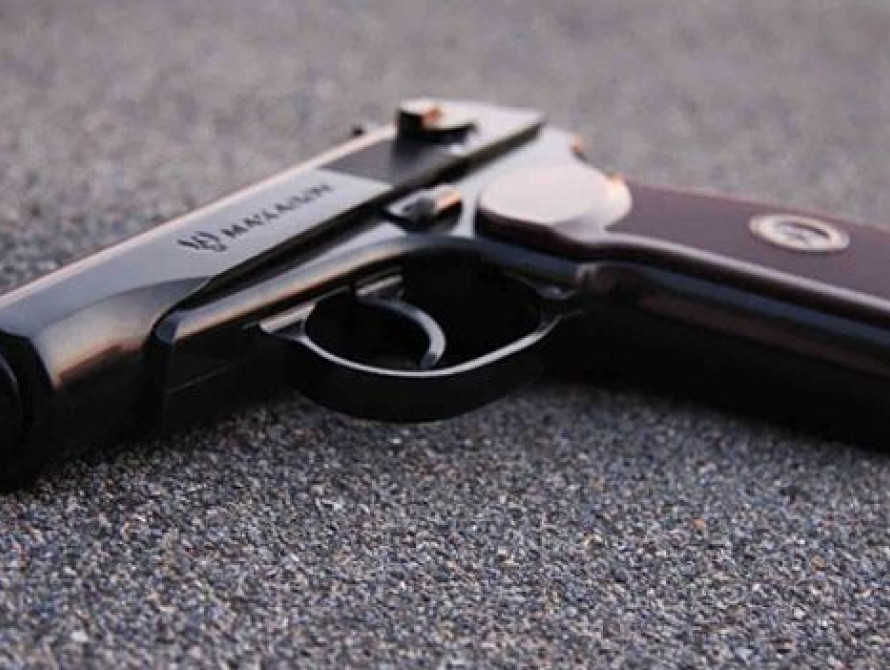 В Запорожье мужчина, который стрелял в женщину в трамвае, оказался инкассатором