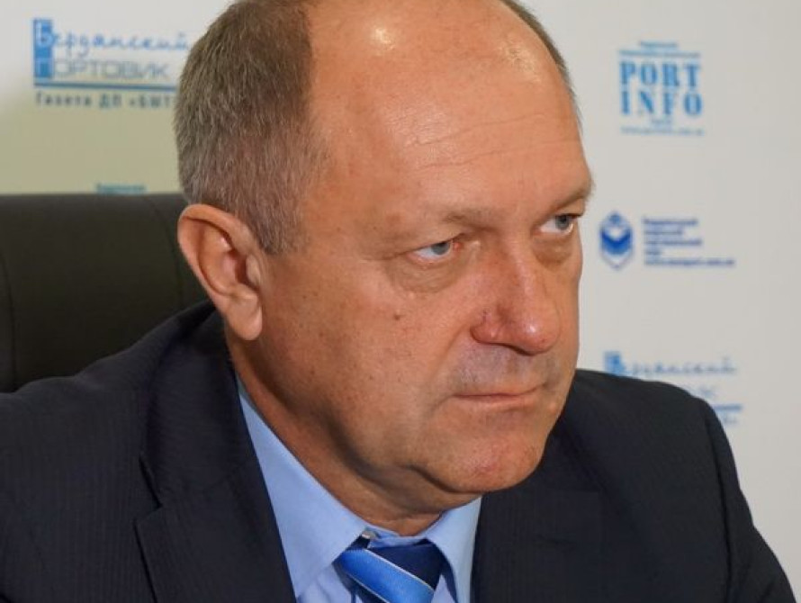 Запорожский суд восстановил в должности директора Бердянского порта, которого подозревают в коррупции