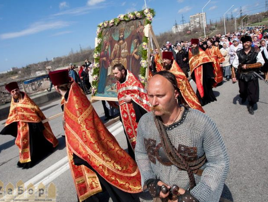 В Запорожье Московский патриархат изменил маршрут Крестного хода