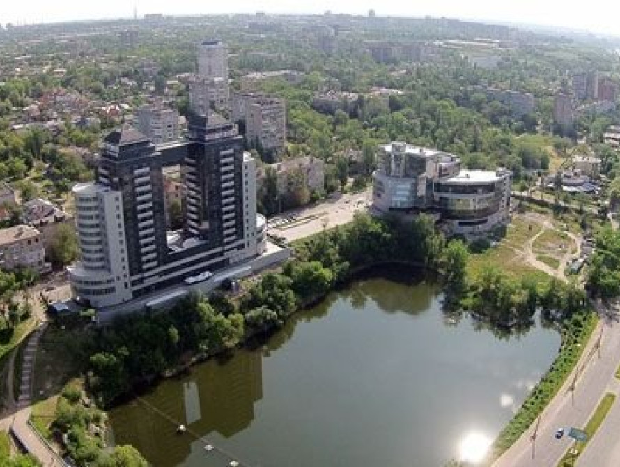 В Запорожье на Набережной хотят построить парковую и торгово-развлекательную зону 
