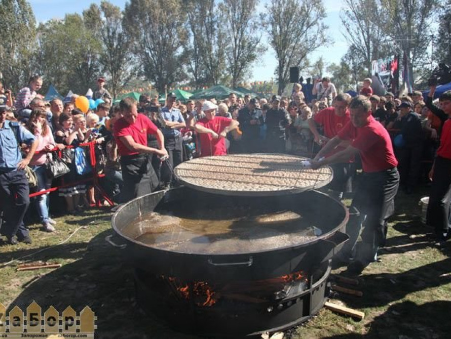 Мэр Буряк решил не есть Запорожье на Покровской ярмарке