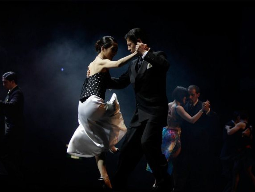 В Запорожье прошло первое танцевальное шоу по образцу "Танцы со звездами"