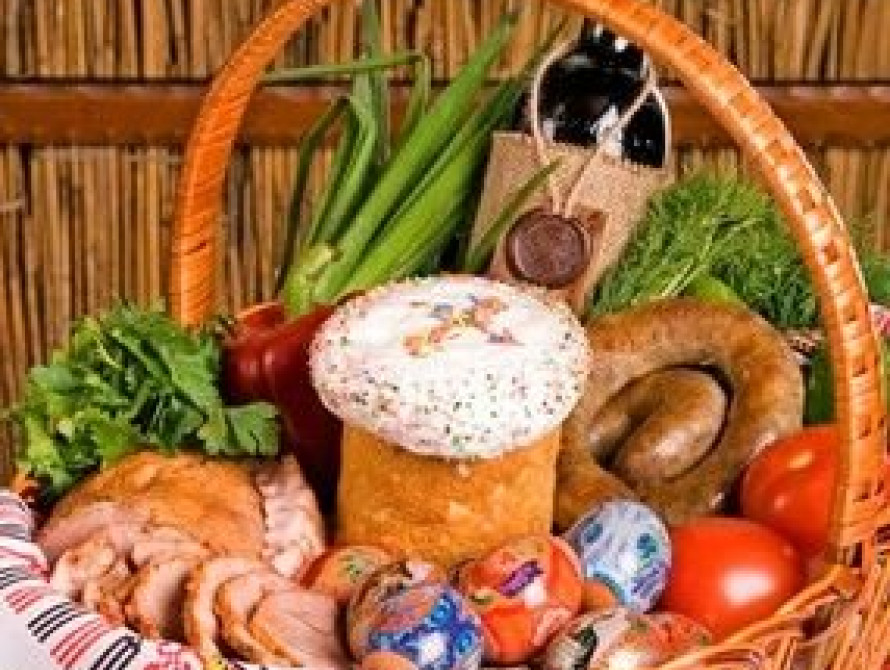 Итоги пасхальных выходных в Запорожье: аншлаг на джаз-фестивале, нападения на "Скорые", ядовитые жуки на Хортице