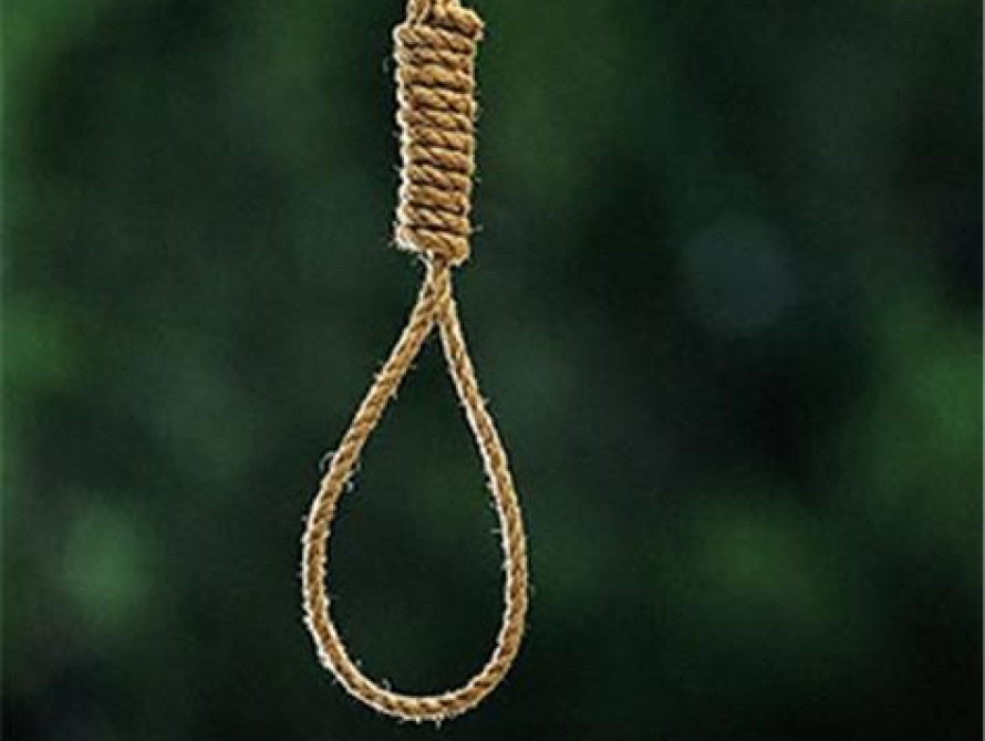 В Запорожской области нашли мужчину, повешенным во дворе собственного дома