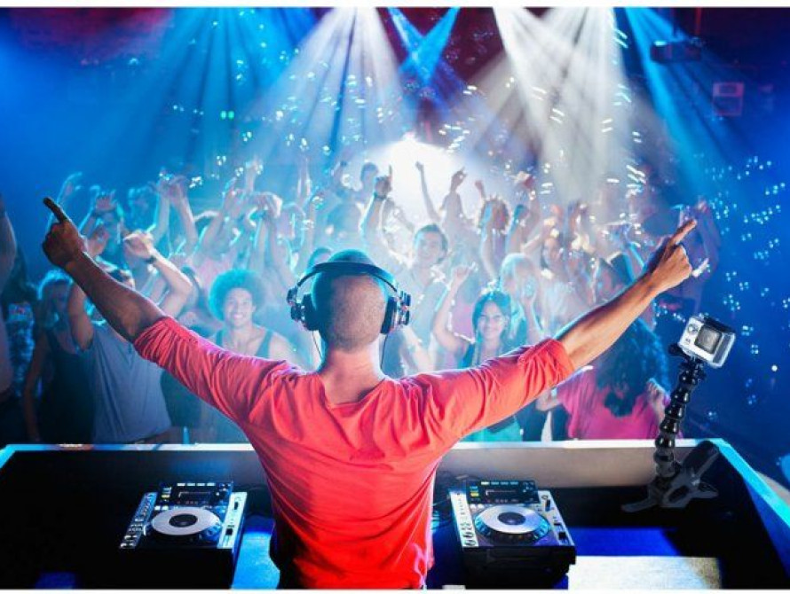 В Запорожье предлагают каждую субботу проводить дискотеку на "Радуге"