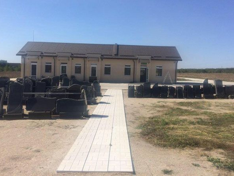 Під Запоріжжям відкрилось нове кладовище 