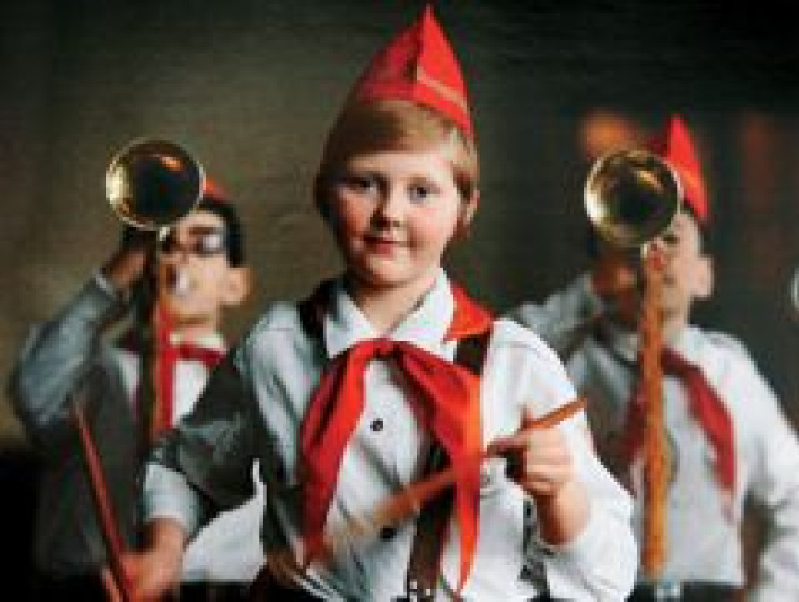 В Запорожье в сквере Пионеров пропали скульптуры: что произошло?! 