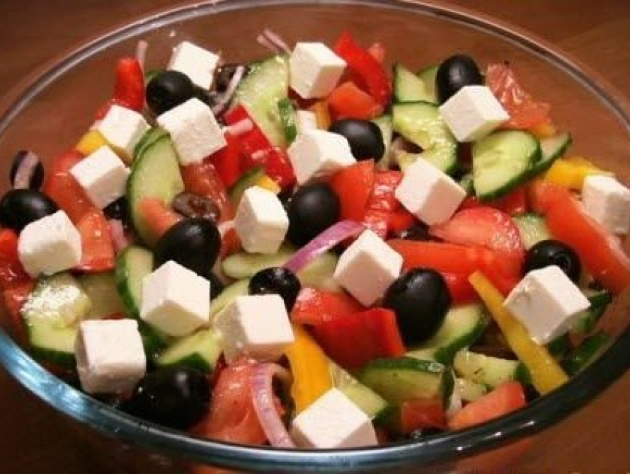 Суши, пицца и шашлыки: где заказать еду на дом в Запорожье?!