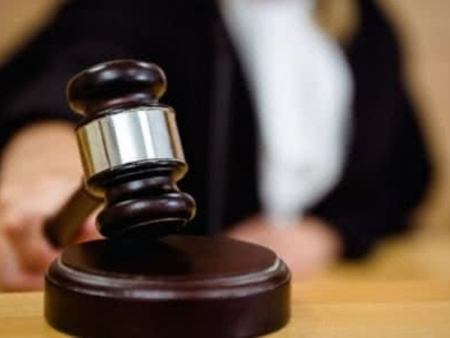 Суд по делу убийства годовалого ребенка в Запорожье: разночтения в показаниях, обвинения журналистов и спокойствие обвиняемой 