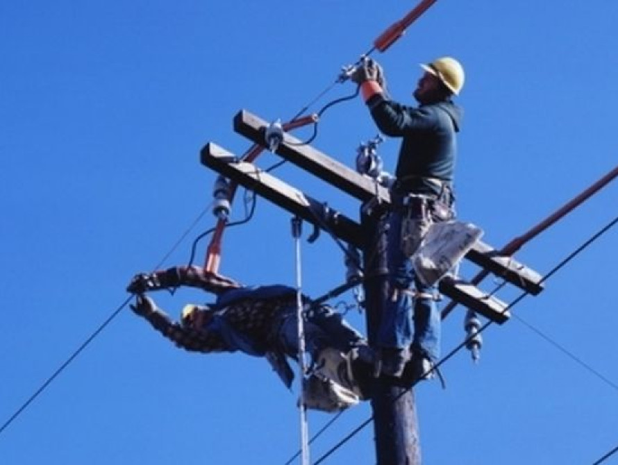 В Запорожье "забыли" о жильцах дома, которые вторые сутки находятся без электричества 