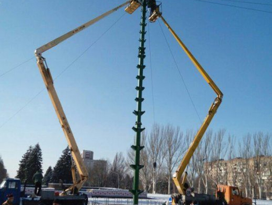 Что будет в Запорожье с центральной елкой и новогодним городком на площади Фестивальной?!