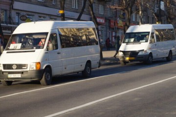В Запорожье маршрутчики подняли цены на проезд (фото)