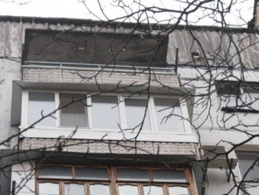 В Запорожье квартиру, из окна которой выпала и погибла 6-летняя девочка, считают "проклятой"
