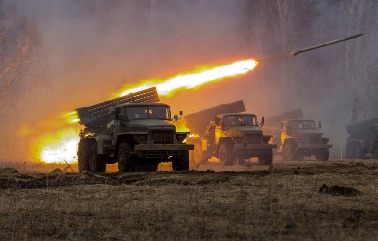 На Запорожском направлении ВСУ уничтожили вертолет, бронетехнику и около 60 военных РФ