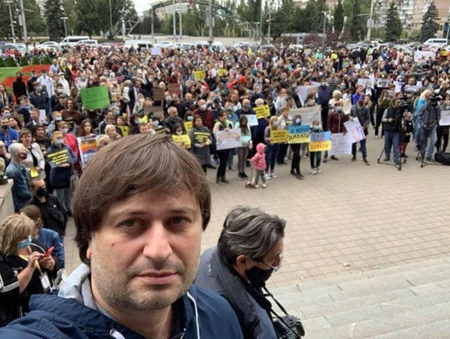  "Для вірменської діаспори Запоріжжя є природним допомагати не тільки своїй громаді, а всьому регіону та Україні", — віце-президент "Спілки вірмен Запорізької області" Рудольф Акопян