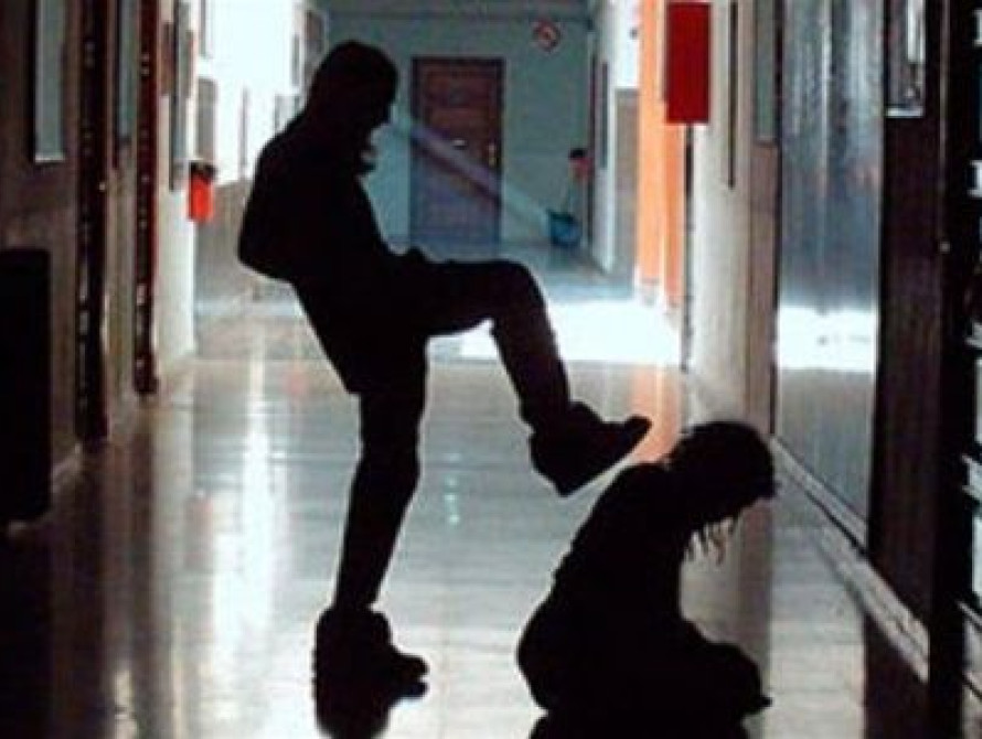 В Запорожье стали известны подробности ЧП с избиением выпускниками бездомного напротив мэрии (фото, видео)