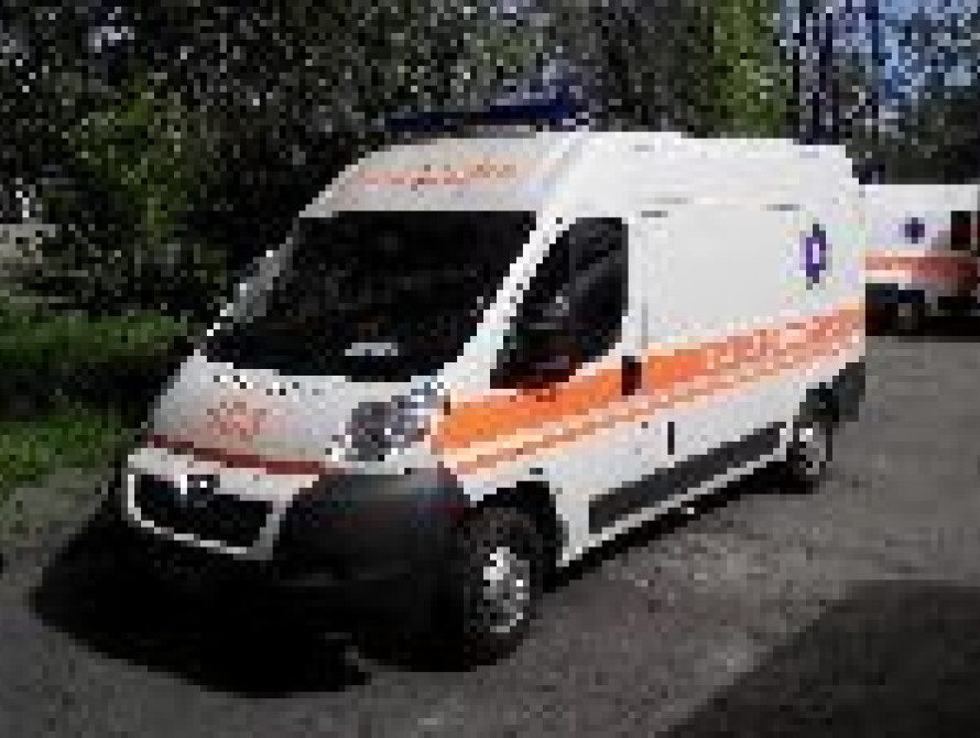 В Запорожье мужчина упал с огромной высоты: с множественными переломами он госпитализирован в больницу