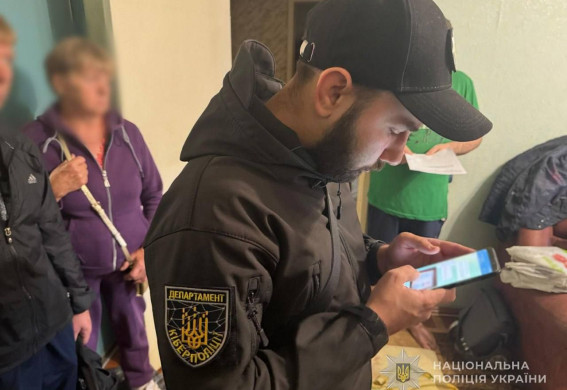 У Запоріжжі викрили афериста, який обманом заволодів квадрокоптером військового (фото)