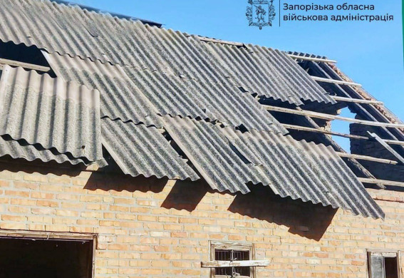 Понад 400 ударів по області та 42 штурми на Запорізькому напрямку: зведення