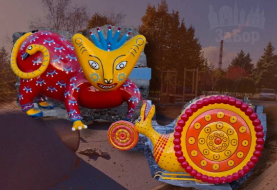 На новому дитячому майданчику у центрі Запоріжжя з'явилися казкові тварини (фото, відео)