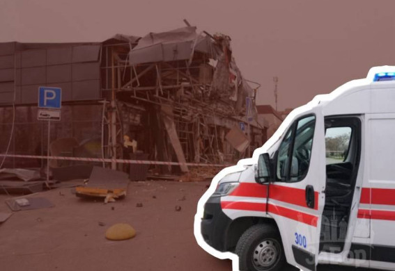 Росіяни вдарили по АТБ у Запоріжжі: є постраждалі (відео)