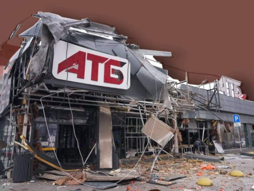 Пошкоджений магазин у Запоріжжі