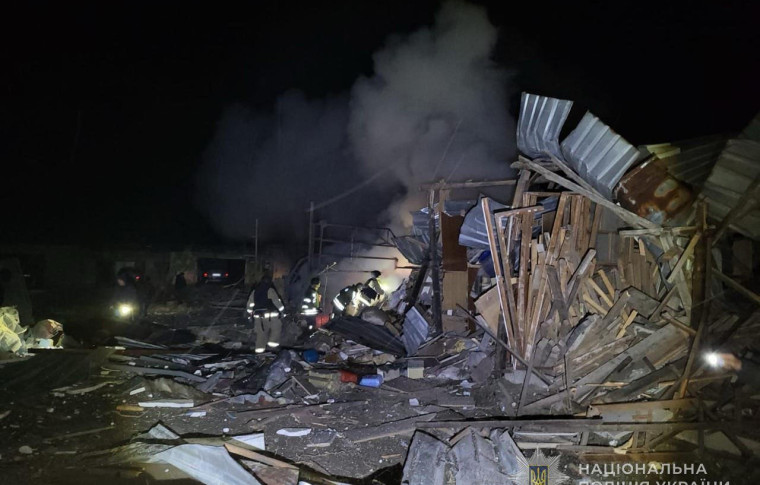 У Запоріжжі зросла кількість постраждалих внаслідок нічного обстрілу (фото, відео)