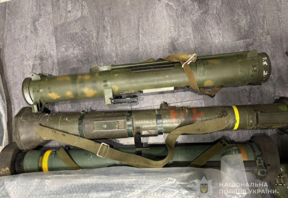 Запоріжець продавав іноземцю зброю, а пізніше вбив його та підпалив тіло (фото, відео)