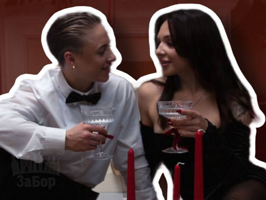 Анастасія Калашник (ліворуч) та Валерія Головатенко (праворуч)