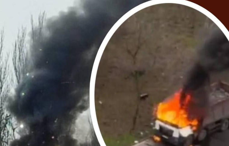 У Запоріжжі росіяни атакували вантажівку та дитячий майданчик FPV-дронами (фото, відео)