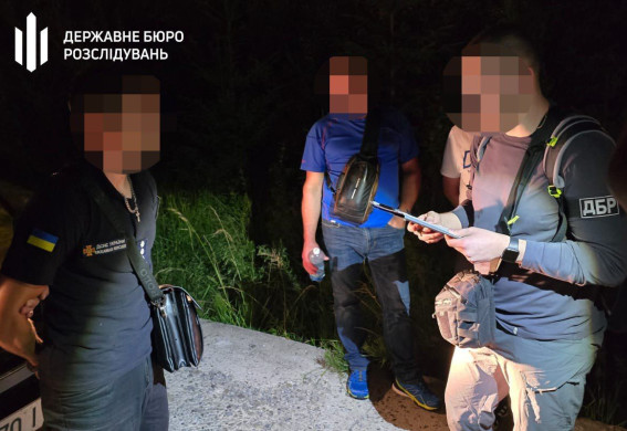 У Запоріжжі судитимуть експосадовця ДСНС, який незаконно переправляв військовозобов’язаних за кордон (фото, відео)