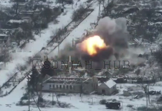 На Запорізькому напрямку МіГ-29 Повітряних сил командний пункт і склад боєприпасів росіян (відео)