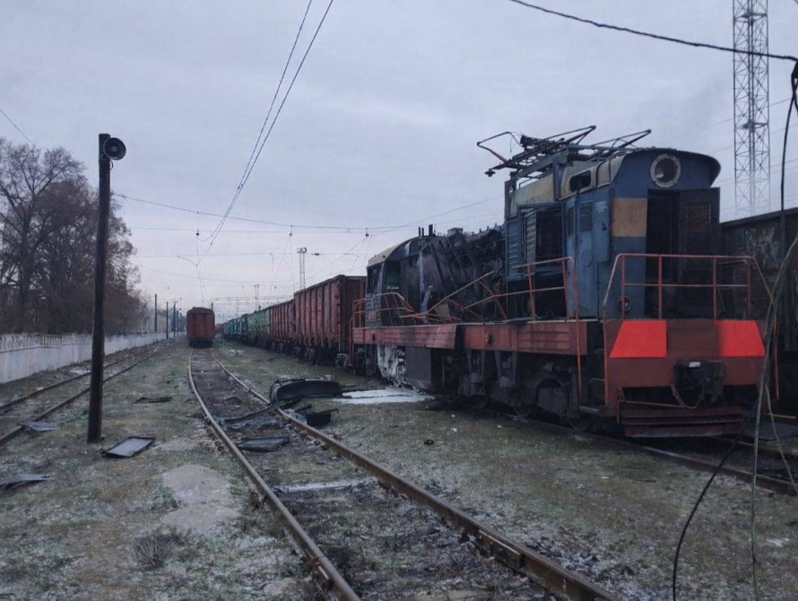 Наслідки ударів по потягу на Запоріжжі