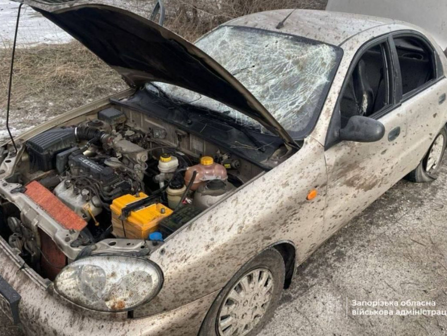 Наслідки удару по авто у Запоріжжі