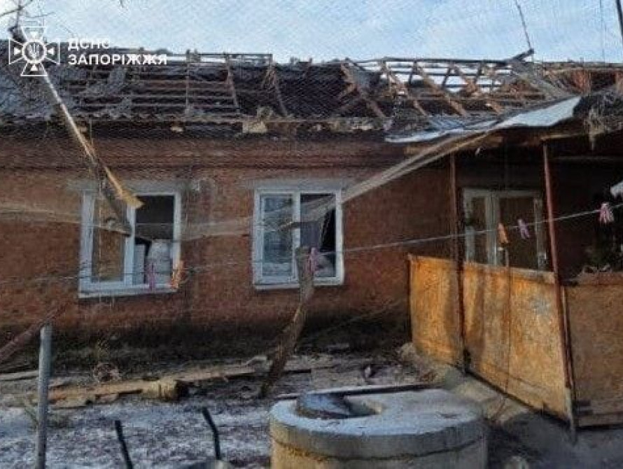 Наслідки удару по пожежній частині на Запоріжжі