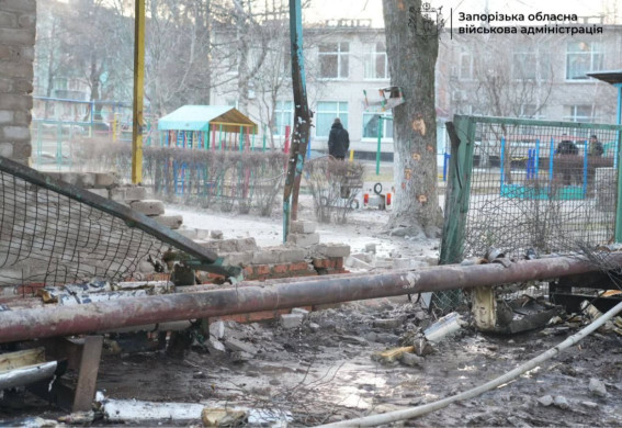 Росіяни вдарили по Запоріжжю: пошкоджено дитячий садок і житлові будинки (фото)