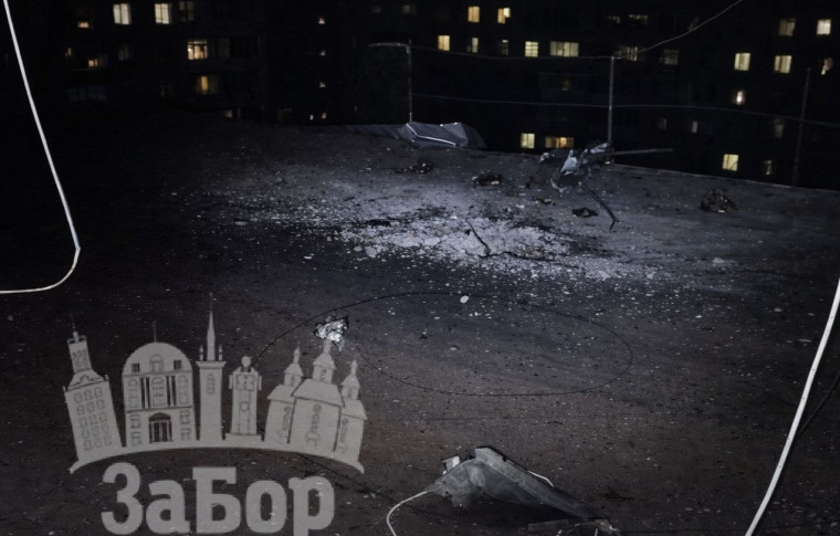 Росіяни вдарила по житловому будинку в Запоріжжі: вибиті вікна з 5 по 9 поверх (фото)