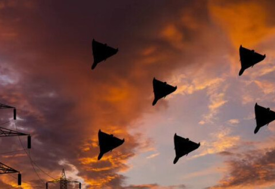 У Запоріжжі внаслідок  атаки дронів загинула жінка, пошкоджені будинки (відео)